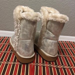 Kids winter boot (union bay) size 13